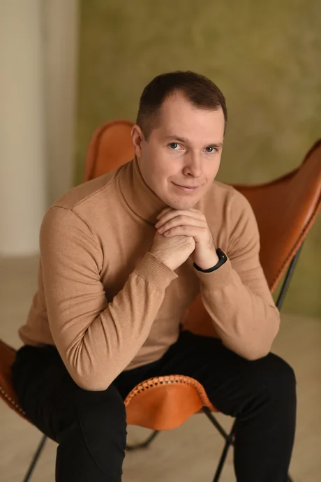 Владислав Безценных